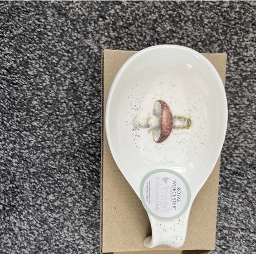Royal worcester wrendale - royal,