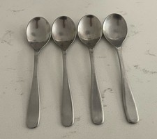 4 David Mellor Thrift cutlery