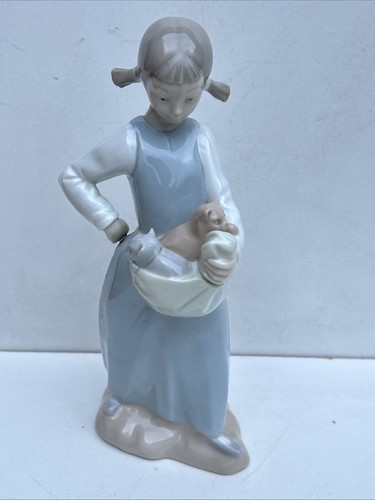 Nao lladro young girl - lladro,