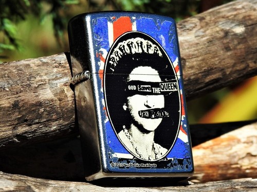 Zippo lighter sex pistols - -,