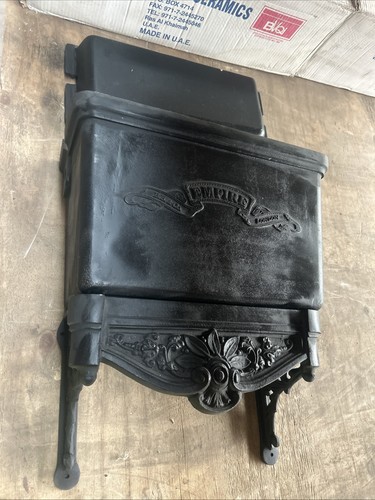 Cast iron cistern - high, level