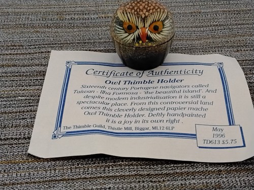 Collectable thimbles owl - collectable, thimbles,owl