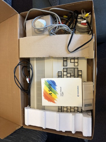 Commodore amiga 500 computer - commodore,