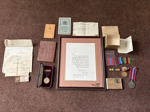 Collection wwii medals - of,