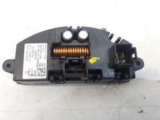 GENUINE 2012 MERCEDES B CLASS  A2469064100 HEATER BLOWER MOTOR FAN RESISTOR 