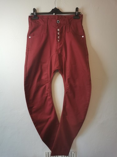 Humor drop crotch - drop, twisted
