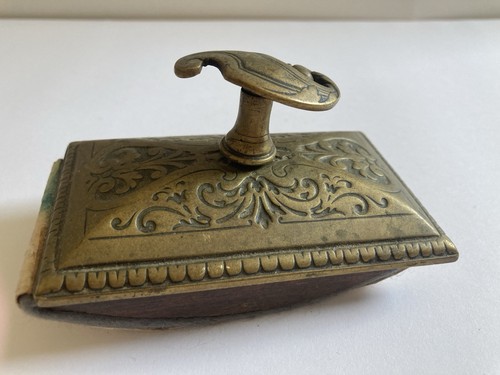 Antique brass wood rocker - brass, +