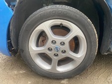 NISSAN LEAF ZE0 ALLOY WHEEL AND TYRE 205/55/16 2010-2017