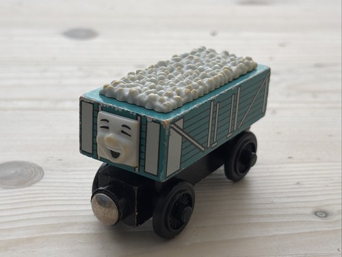 Thomas wooden railway - thomas,