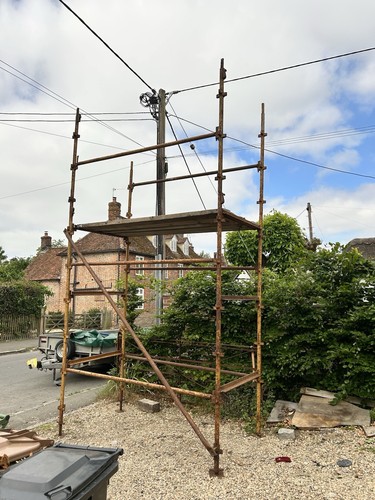 Kwikstage scaffold tower - kwikstage,