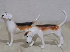 Beswick Foxhounds Facing Left