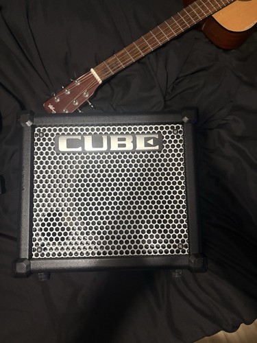 Roland cube 10gx guitar - roland,