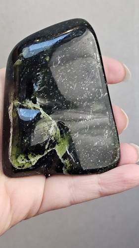 Nephrite jade freeform - ,