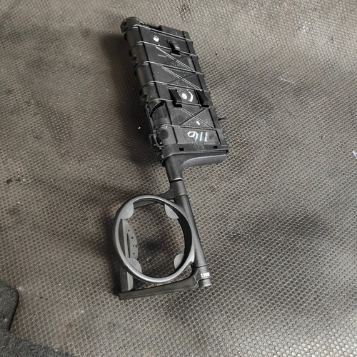 2008 saab dashboard cup - 9-3,
