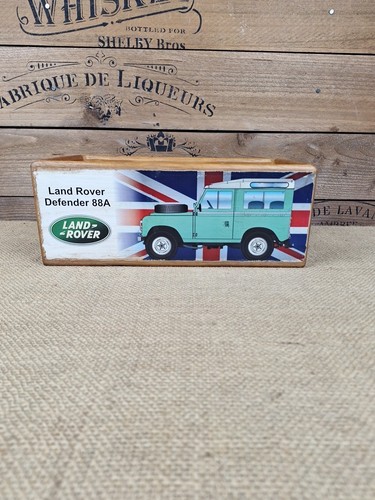 Decorative landrover - 28,