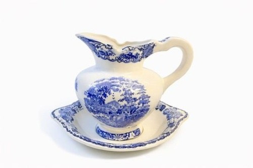 Flow blue white - pitcher, and