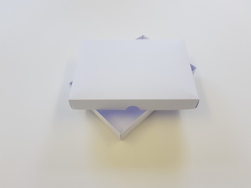 200 greeting card boxes - x,