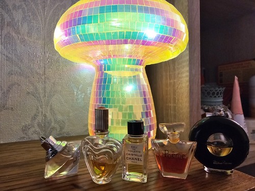 Rare miniature perfume - miniature,