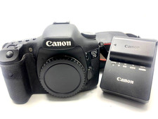 Canon EOS 7D Digital SLR