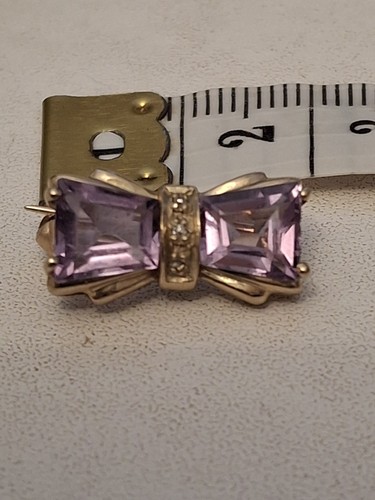 9ct yellow gold - 9ct, and