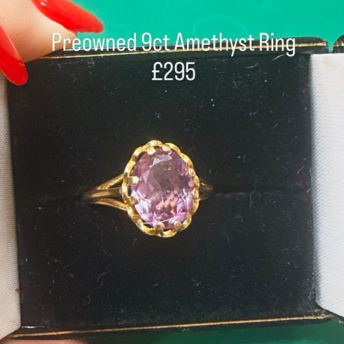 9ct yellow gold oval - 9ct, purple