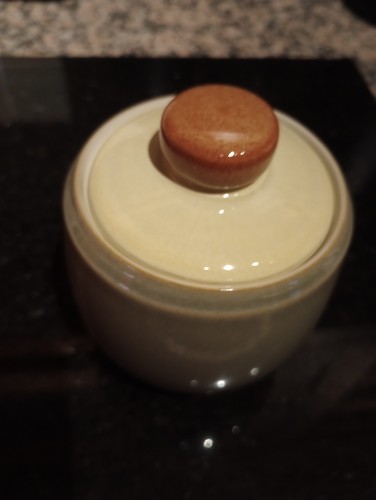 Denby sugar bowl with lid - denby,