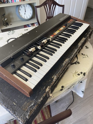Roland electronic organ - roland,