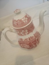 Royal TUDOR Ware Staffordshire England Coaching Taverns Tea/coffee Pot