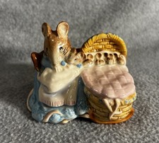 Hunco Munco Beatrix Potter Figurine Beswick England ~ 1951 ~ Mouse Babies