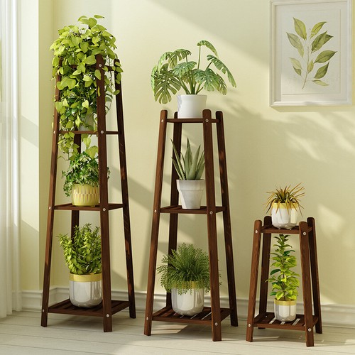 Tiers rising tall - tiers,