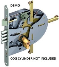 MUL T LOCK Multi Point Lock