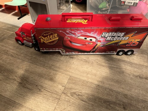 Disney pixar cars mack car - mack,