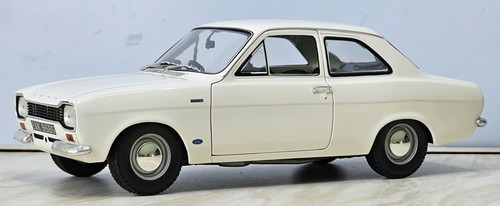 Minichamps ford escort 1968 - ford,