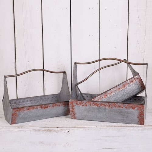 Distressed look zinc large - distressed,