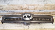 Toyota Corolla Verso AR10 2005 Front grill 531110F020 SMI94465