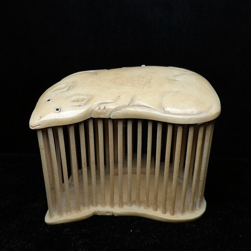 Old chinese hand carved - old,