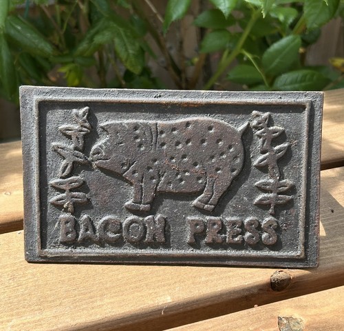 Vintage cast iron pig bacon - cast,