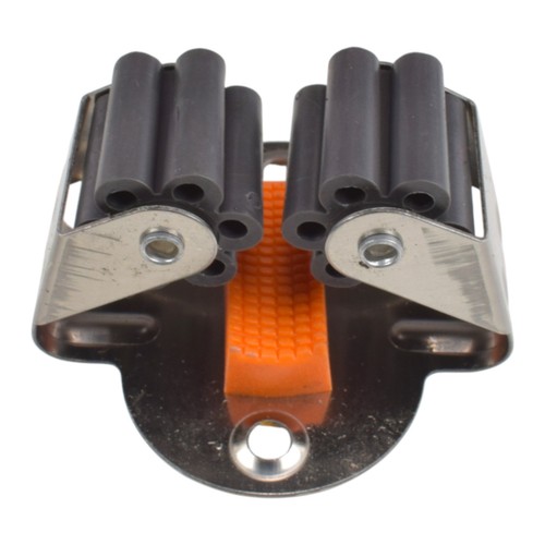 Pack wall tool clips - of,