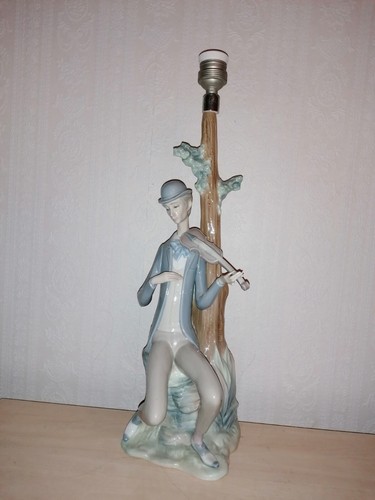 Lladro porcelain figure - lladro,
