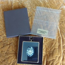 Miniature World Peter Bates Cameo Single Rose in Cameo Art Boxed plus sleeve 