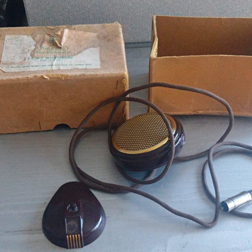 Grundig 3 desktop wired - g.c.m.3,