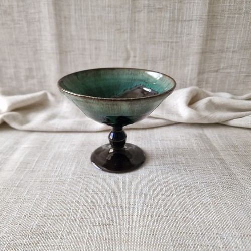 Woburn pottery green - woburn, glazed