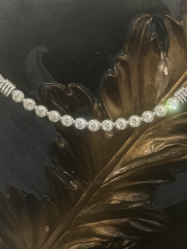 Stunning clear swarovski - stunning,
