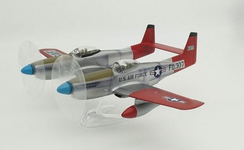 Monogram 82g twin - f-82g,