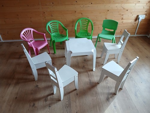 Childs wooden ikea - 4,