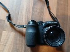 fuji finepix s1000 camera with case