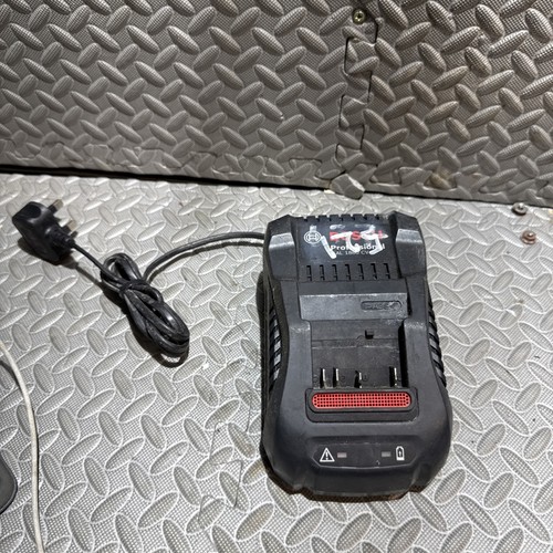 Bosch 18v charger - charger,