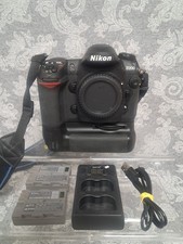 Nikon D200 10.3 MP