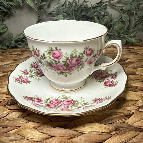 Royal vale bone china - royal, teacup