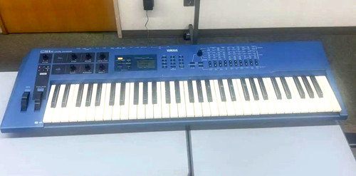 Yamaha cs1x synthesizer - yamaha,
